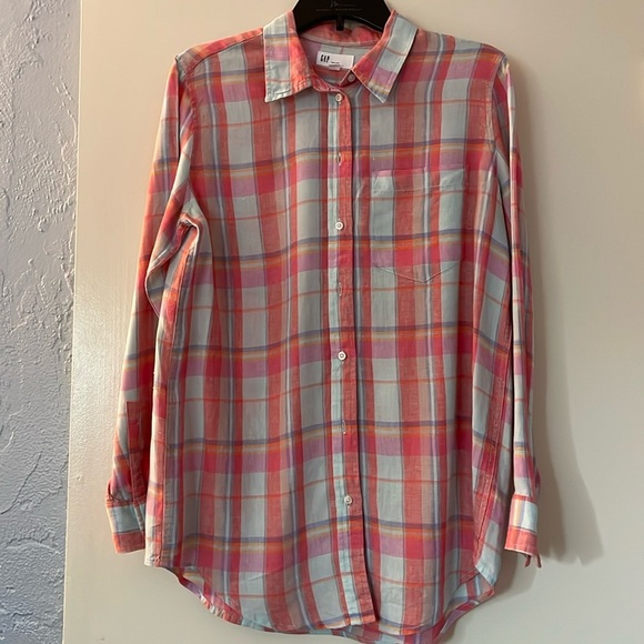 GAP Tops - 3 for $25! Gap long sleeve linen plaid long sleeve shirt size S, pink &‎ blue